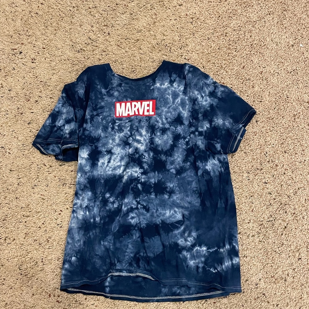 Marvel graphic tee